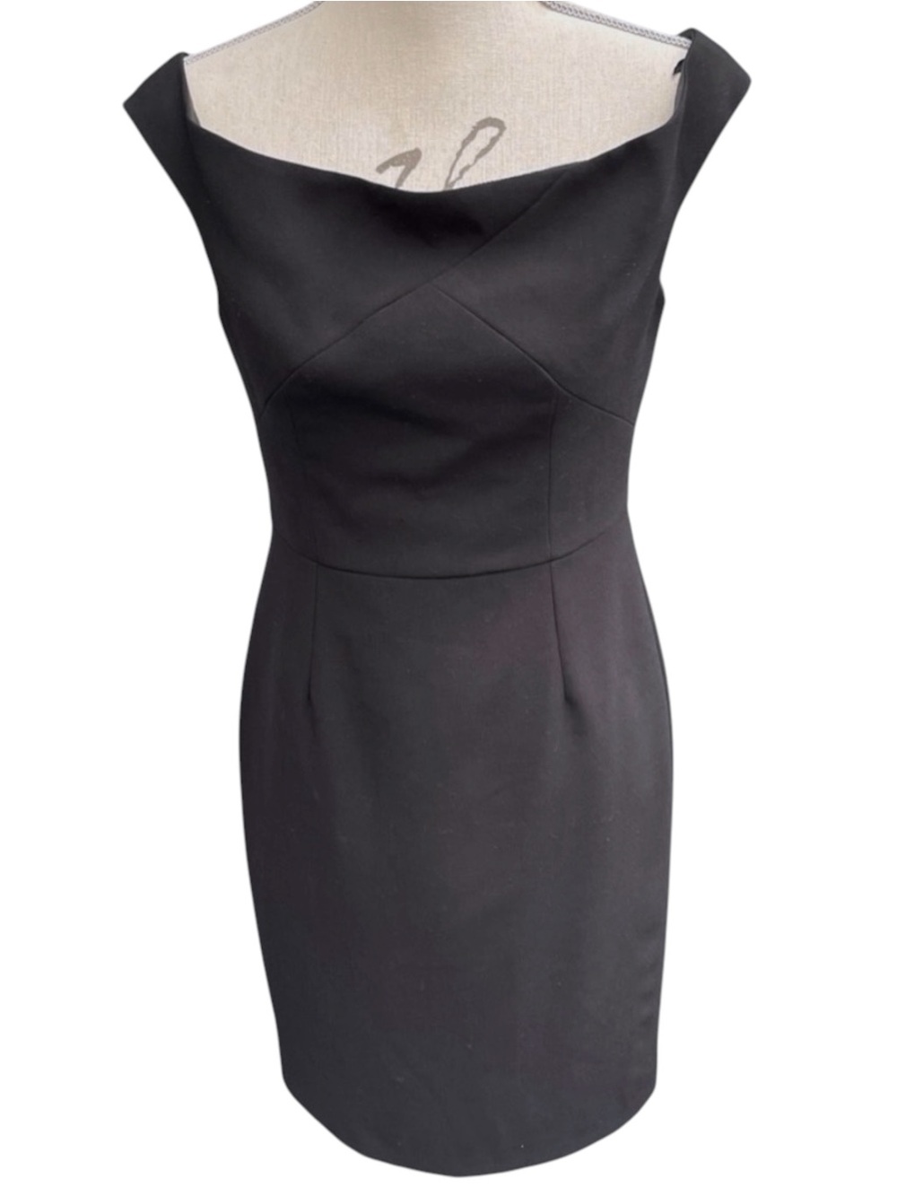 Black Halo Black Sweetheart Neck Sleeveless Pencil Dress (6)